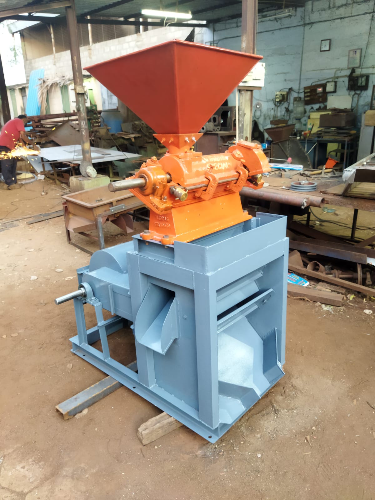 Huller Fanbox - Image - 1